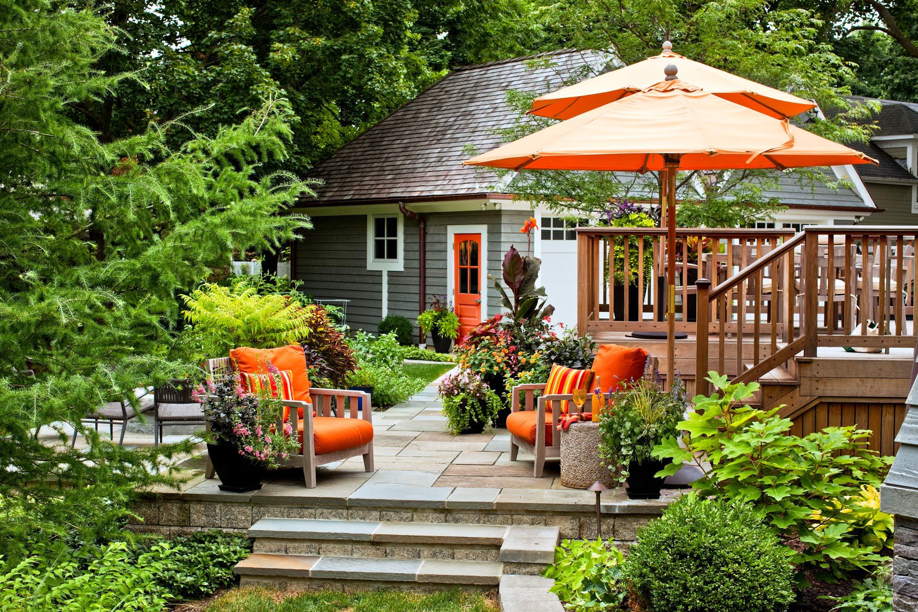 How to Choose the Right Landscaper in Victoria, BC?